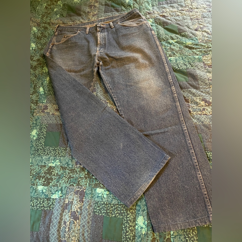 Wrangler Blue Jeans Men's Size 38 x 32